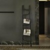 Escultura decorativa Ladder de GTV Thonet Vienna. Escalera perchero de diseño.