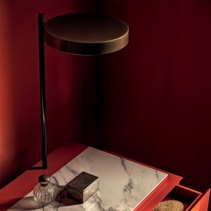 Escritorio Vanity Espejo Mármol de Bontempi. Escritorios modernos de diseño italiano.