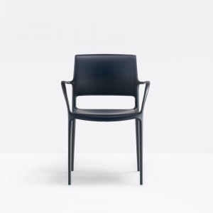 Sillón Ara 315 de Pedrali. Sillas de diseño. Silla moderna de exterior.