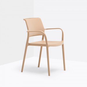 Sillón Ara 315 de Pedrali. Sillas de diseño. Silla moderna de exterior.