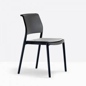 Silla Ara 310 de Pedrali. Sillas de diseño moderno. Sillas de plástico.