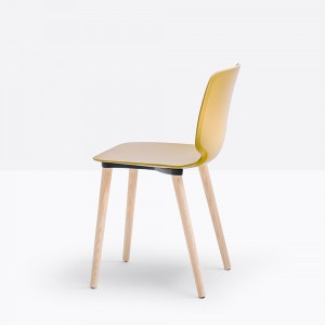 Silla Babila 2750 de Pedrali. Sillas de diseño. Sillas para comedor o contract.