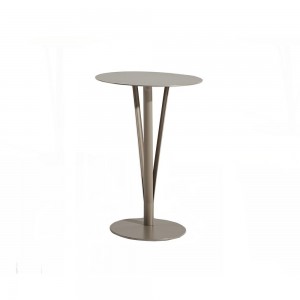 Mesa Centro Kadou coffee de Bonaldo.  Diseños modernos para interior.