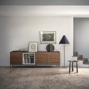 Aparador Pica Chapado Diáfano de Bontempi. Muebles modernos de diseño italiano.