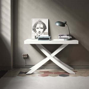 Mesa Consola Extensible Artistico de Bontempi. Muebles modernos italianos.