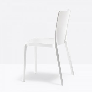 Silla Blitz 640 de Pedrali. Sillas de diseño. Sillas modernas para contract.