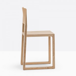 Silla Brera 380 de Pedrali. Sillas de diseño. Sillas de madera para salón.