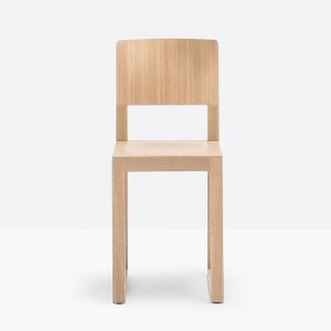 Silla Brera 380 de Pedrali. Sillas de diseño. Sillas de madera para salón.