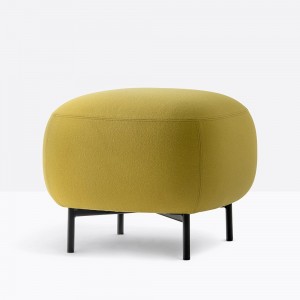 Pouf Buddy de Pedrali. Poufs tapizados de diseño. Poufs modernos para salón.