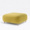 Pouf Buddy de Pedrali. Poufs tapizados de diseño. Poufs modernos para salón.