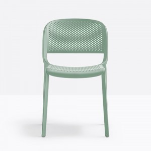 Silla Dome 261 de Pedrali. Sillas de diseño moderno. Sillas para terrazas.