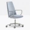 Sillón ejecutivo Elinor 3755 de Pedrali. Sillones modernos para oficinas.