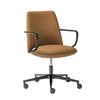 Sillón ejecutivo Elinor 3755 de Pedrali. Sillones modernos para oficinas.