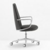 Sillón ejecutivo Elinor 3755 de Pedrali. Sillones modernos para oficinas.
