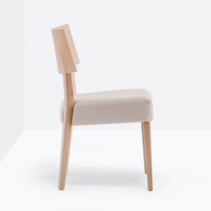 Silla Elle 452 de Pedrali. Sillas de diseño. Sillas tapizados para salón.