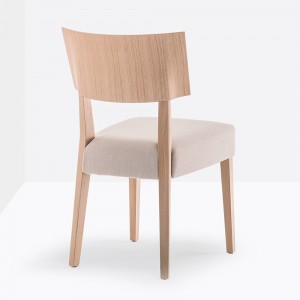 Silla Elle 452 de Pedrali. Sillas de diseño. Sillas tapizados para salón.