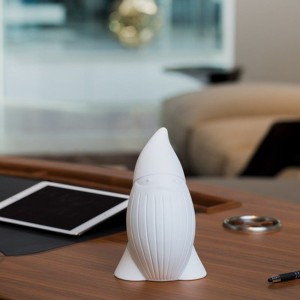 Escultura Mini Baddy perfecta para exteriores de Plust Collection.