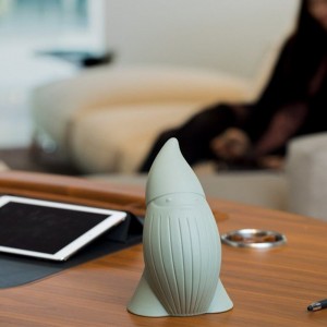 Escultura Mini Baddy perfecta para exteriores de Plust Collection.