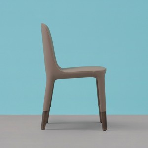 Silla Ester 691 de Pedrali. Sillas de diseño. Sillas tapizadas modernas.