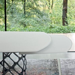 Mesa Majesty Cantos Redondeados Extensible de Bontempi. Muebles modernos italianos.