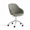 Silla AAC 155 de aluminio y polipropileno tapizada de Hay ideal para las oficinas.