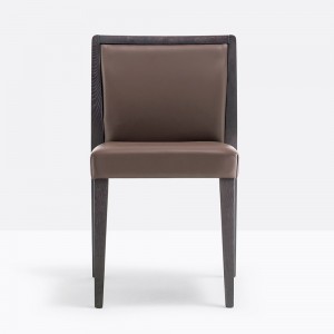 Silla Glam 435 de Pedrali. Sillas de diseño. Sillas tapizadas de salón.