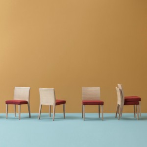 Silla Glam 431/430 de Pedrali. Sillas de diseño. Sillas con asiento tapizado.
