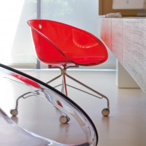 Sillón Gliss 968 de Pedrali. Sillones de diseño. Sillones con ruedas.