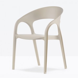 Sillón Gossip 620/621 de Pedrali. Sillas de diseño. Sillas de plástico.