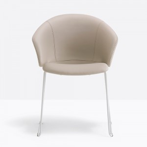 Sillón Grace 413 de Pedrali. Sillas de diseño. Sillas tapizadas para comedor.