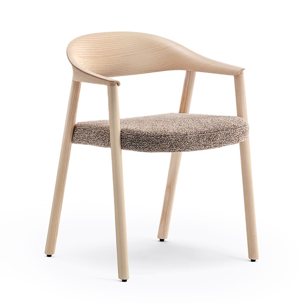 Sillón Héra 2865 de Pedrali. Sillas de diseño de madera con asiento tapizado.