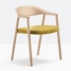 Sillón Héra 2865 de Pedrali. Sillas de diseño de madera con asiento tapizado.