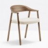 Sillón Héra 2865 de Pedrali. Sillas de diseño de madera con asiento tapizado.