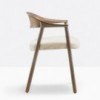 Sillón Héra 2865 de Pedrali. Sillas de diseño de madera con asiento tapizado.