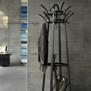 Perchero Kolo Moser de GTV Thonet Vienna. Percheros de diseño para hogar.