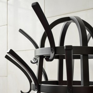 Perchero Kolo Moser de GTV Thonet Vienna. Percheros de diseño para hogar.