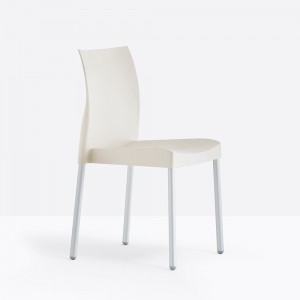 Silla Ice 800 de Pedrali. Sillas de diseño. Sillas plásticas de exterior.