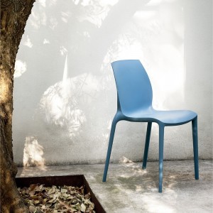 Silla Hidra de Bontempi. Sillas de diseño italiano para interiores y exteriores.