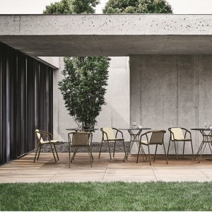 Silla Ines Outdoor de Bontempi. Sillas de diseño para terrazas y jardines.