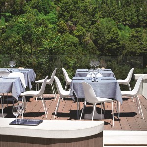 Silla Mood Outdoor de Bontempi. Sillas de diseño para patios y jardines.