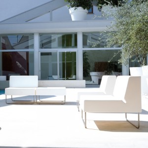 Pouf Host lounge outdoor de Pedrali. Poufs de diseño modular. Poufs para exteriores.