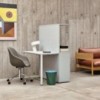 Lámpara de sobremesa Slant de Hay. Diseño de lámparas para salón o estudio.