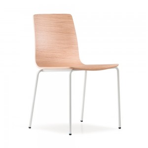 Silla Inga 5613/5619 de Pedrali. Sillas de diseño moderno. Sillas para comedor.