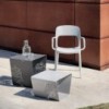 Mesita Puf Pattern Outdoor de Bontempi. Mesita auxiliar o puf para patios o terrazas.