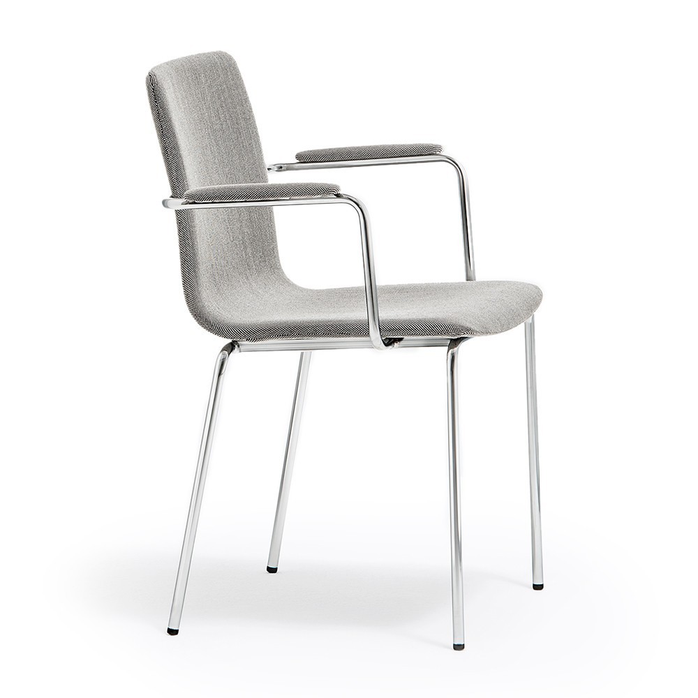 Sillón Inga 5684 de Pedrali. Sillones de diseño. Sillas tapizadas con resposabrazos.