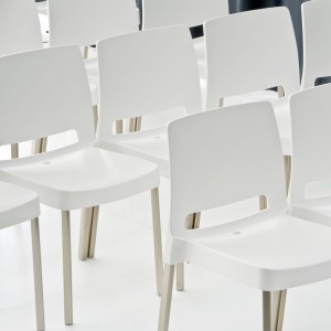 Silla Joi 870 de Pedrali. Sillas de diseño. Sillas de jardín y terraza.