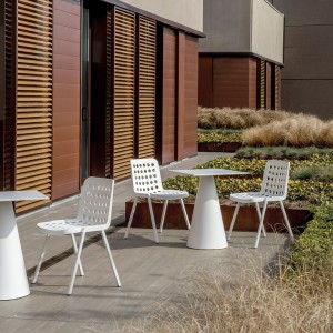Silla Koi-Booki 370 de Pedrali. Sillas de diseño. Sillas para exterior.