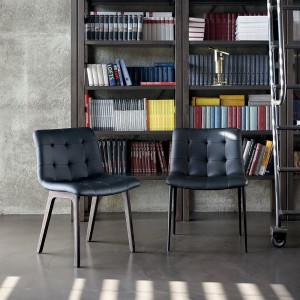 Silla Kuga Madera de Bontempi. Sillas de madera de diseño contemporáneos.