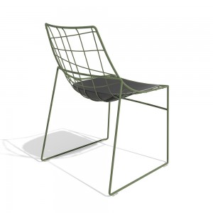 Silla Keyah de Sovet Italia. Sillas de metal para espacios exteriores.