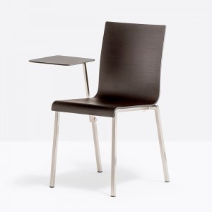 Silla Kuadra 1321 de Pedrali. Sillas de diseño. Sillas modernas contract.